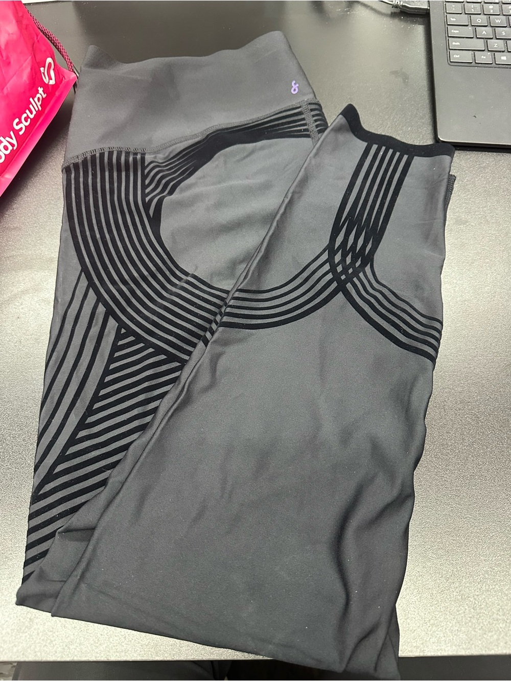 Fanka body sculpt leggings